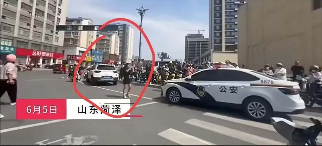 女网红陈某玲真面目曝光_美颜滤镜下的照骗现形记_网红女的著名黑料,