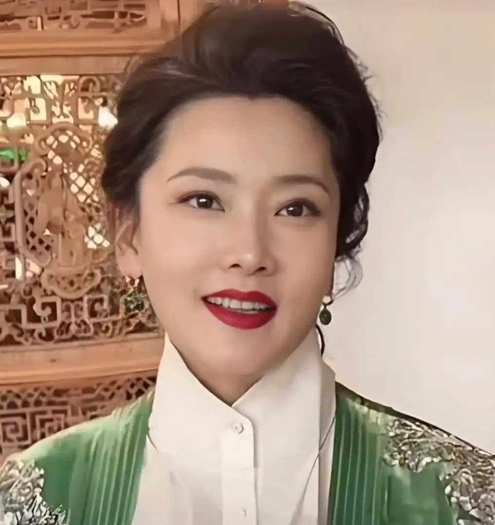 娱乐圈最干净的13位女星，不炒作不闹腾，她们活成了多少人羡慕的样子？