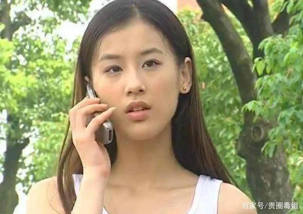 大长脸美女 女星大长脸 气质独特大长脸_长方形脸女明星