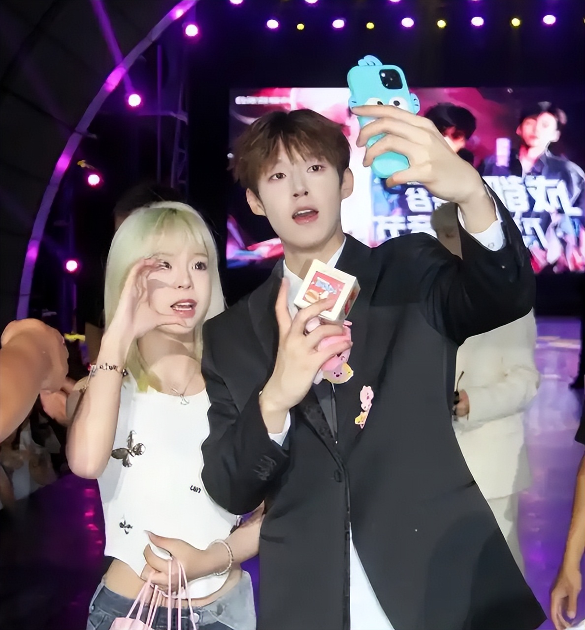韩汶栩 网红人设崩塌 粉丝爆料_韩国娱乐圈的黑料